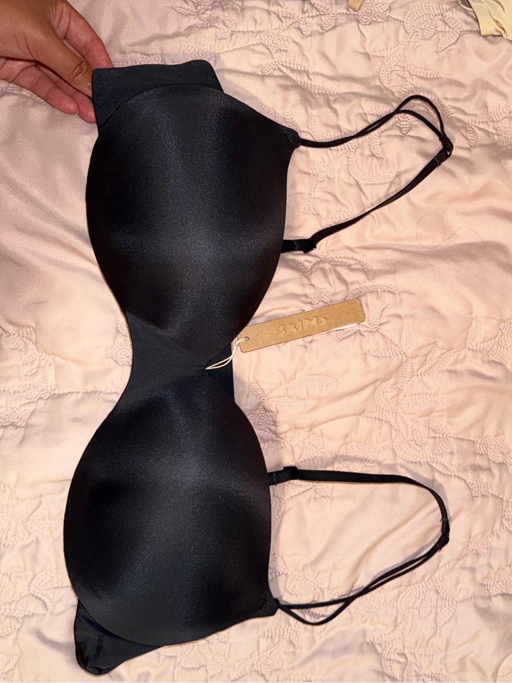 SKIMS WIRELESS FORM BRA